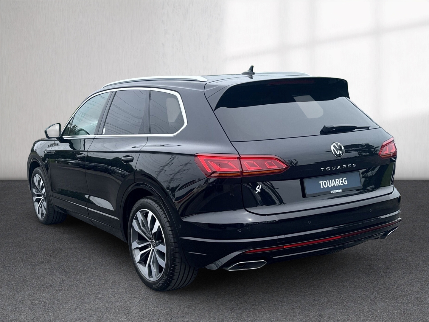 Fahrzeugabbildung Volkswagen Touareg 4Motion V6 3.0 TDI R-Line ACC PDCv+h SHZ Temp