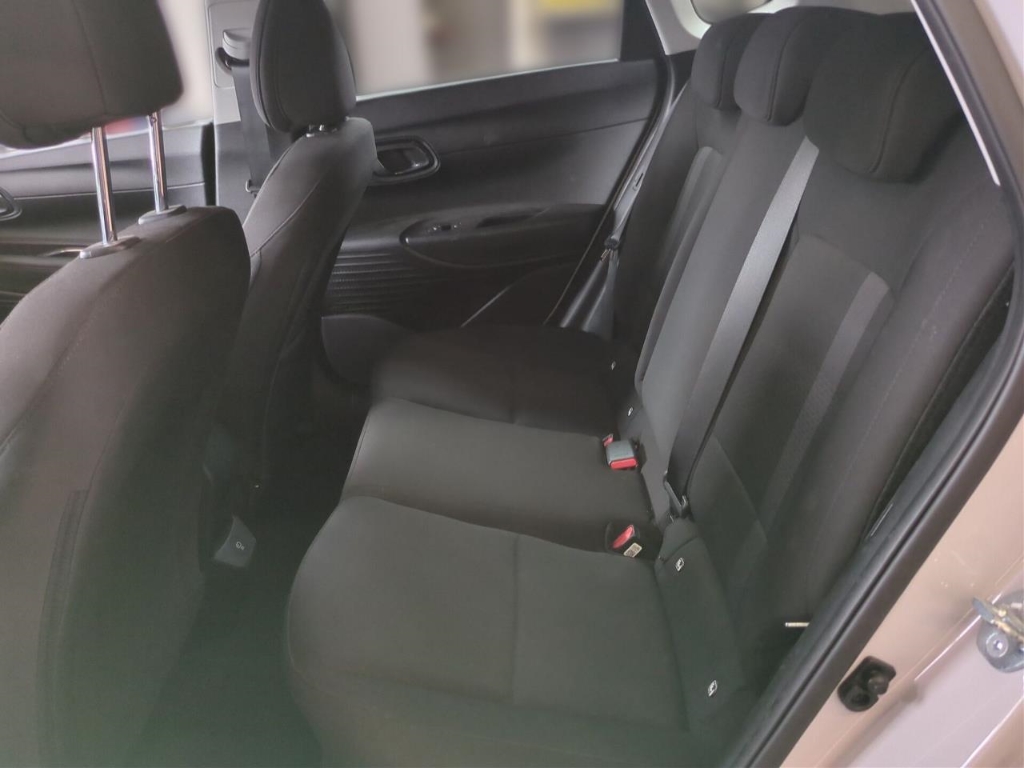 Fahrzeugabbildung Hyundai i20 FL 1.0 T-GDI 7-DCT MY25 Prime Navi Bose LED Keyless Rückfahrkam. PDCv+h