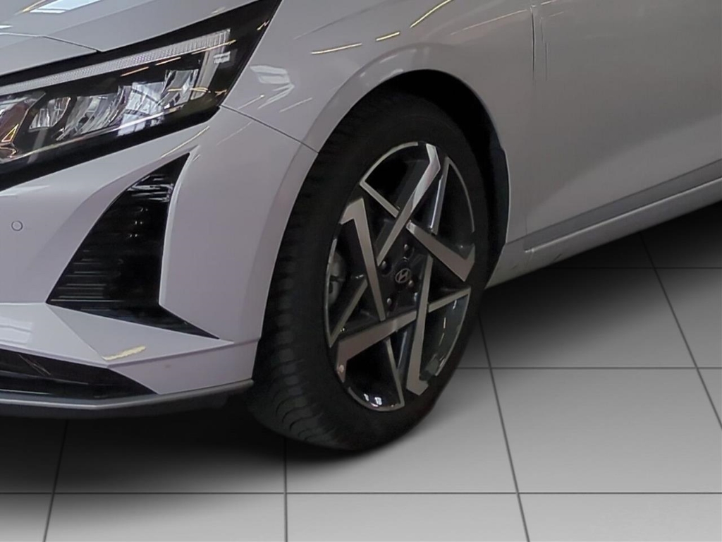 Fahrzeugabbildung Hyundai i20 FL 1.0 T-GDI 7-DCT MY25 Prime Navi Bose LED Keyless Rückfahrkam. PDCv+h