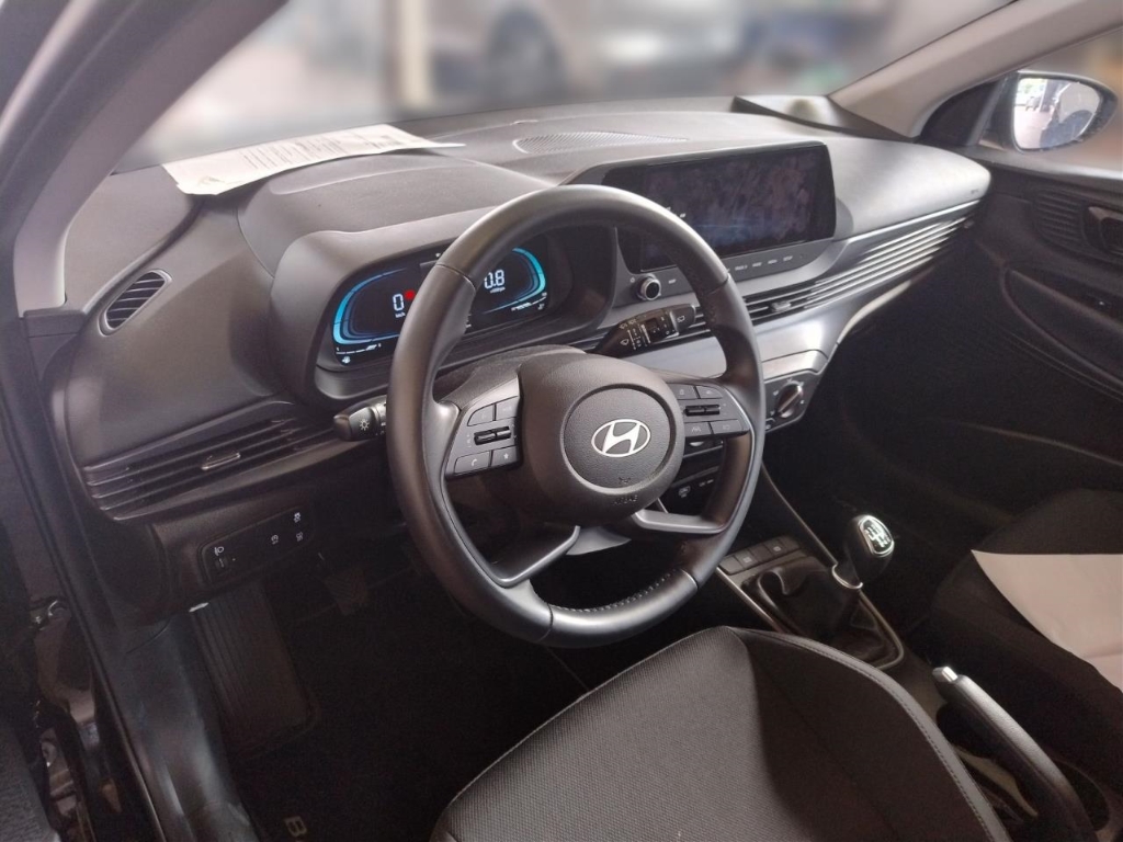 Fahrzeugabbildung Hyundai BAYON FL 1.0 T-GDI MT MY25 Select Navi Apple CarPlay Android Auto Fahrerprofil Musikstreaming