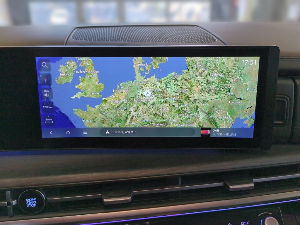 Fahrzeugabbildung Hyundai SANTA FE HEV 1.6 T-GDI AT 2WD Signature Dig Key 5-Sitze MY25 Niveau Navi Leder Digitales Cockpit