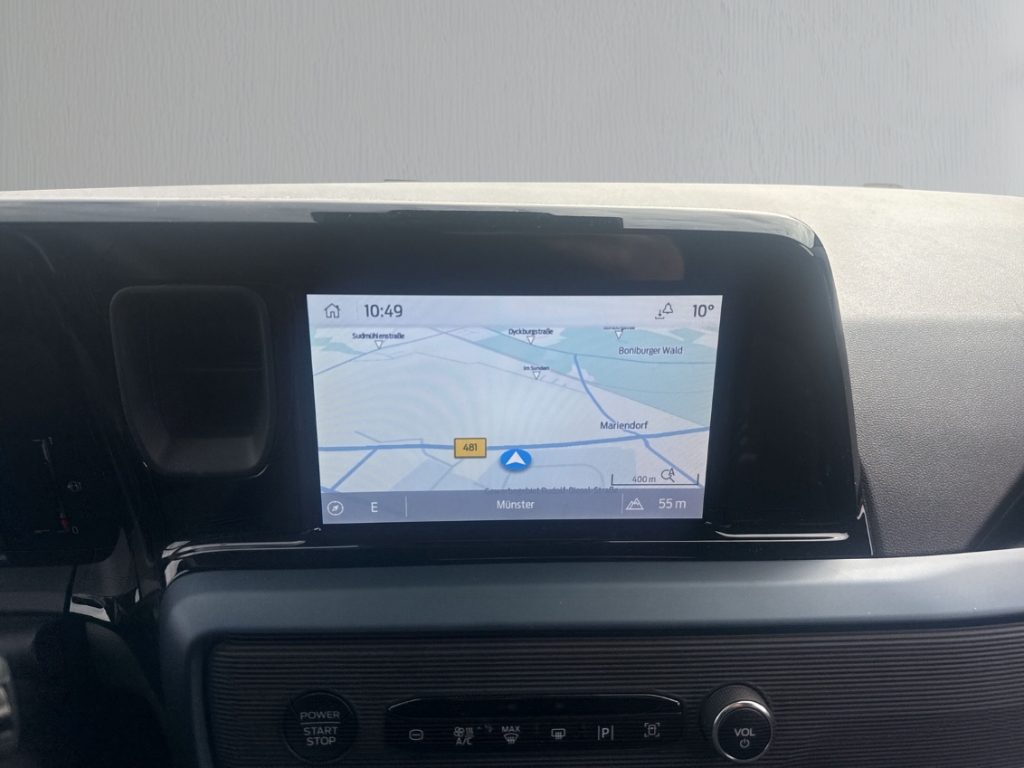 Fahrzeugabbildung Ford Tourneo Courier Active DCT Navi ACC BLIS Winter Klimaaut.