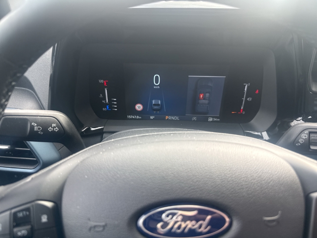 Fahrzeugabbildung Ford Tourneo Courier Active DCT Navi ACC BLIS Winter Klimaaut.