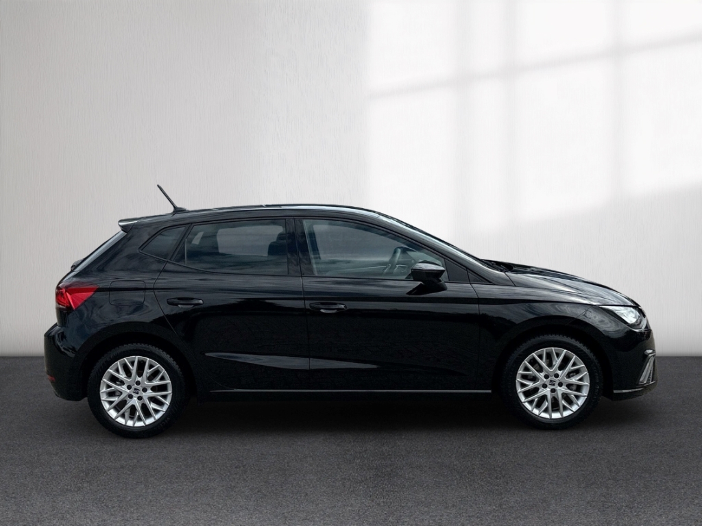 Fahrzeugabbildung SEAT Ibiza 1.0 TSI FR Navi Tempo PDC SHZ AppConnect