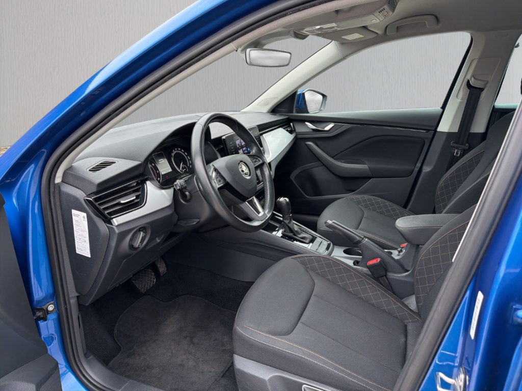 Fahrzeugabbildung SKODA Scala 1.5 TSI Ambition DSG SmartLink LED SHZ PDC