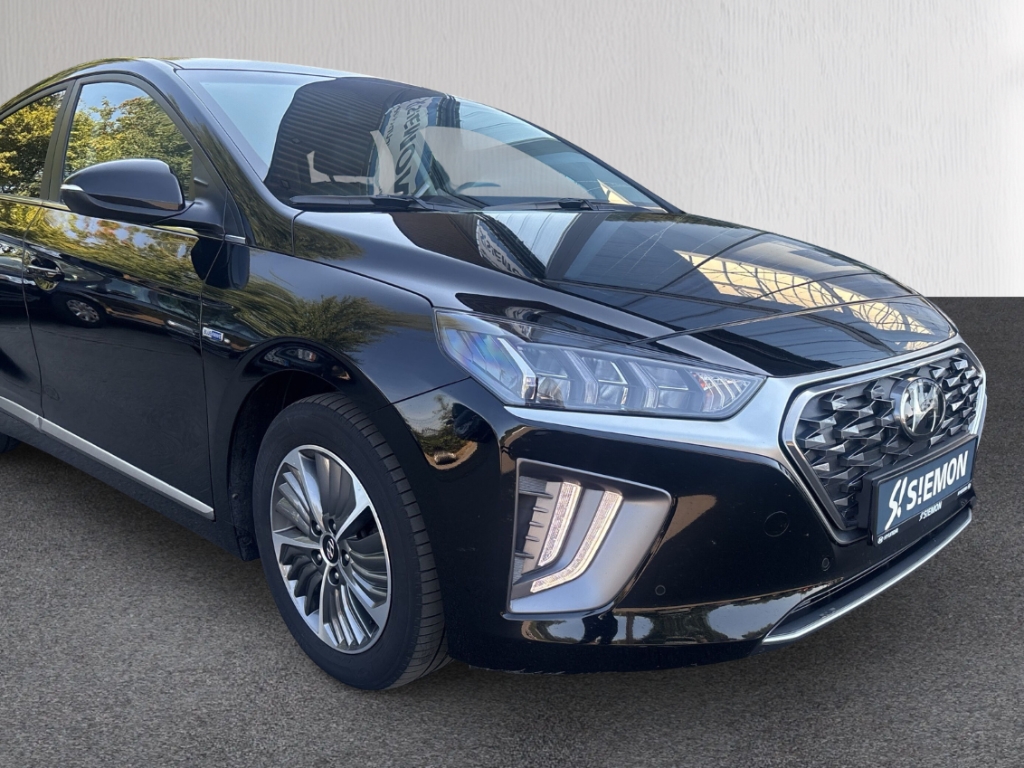 Fahrzeugabbildung Hyundai IONIQ Plug-In Hybrid Premium Navi Klimasitze ACC CarPlay