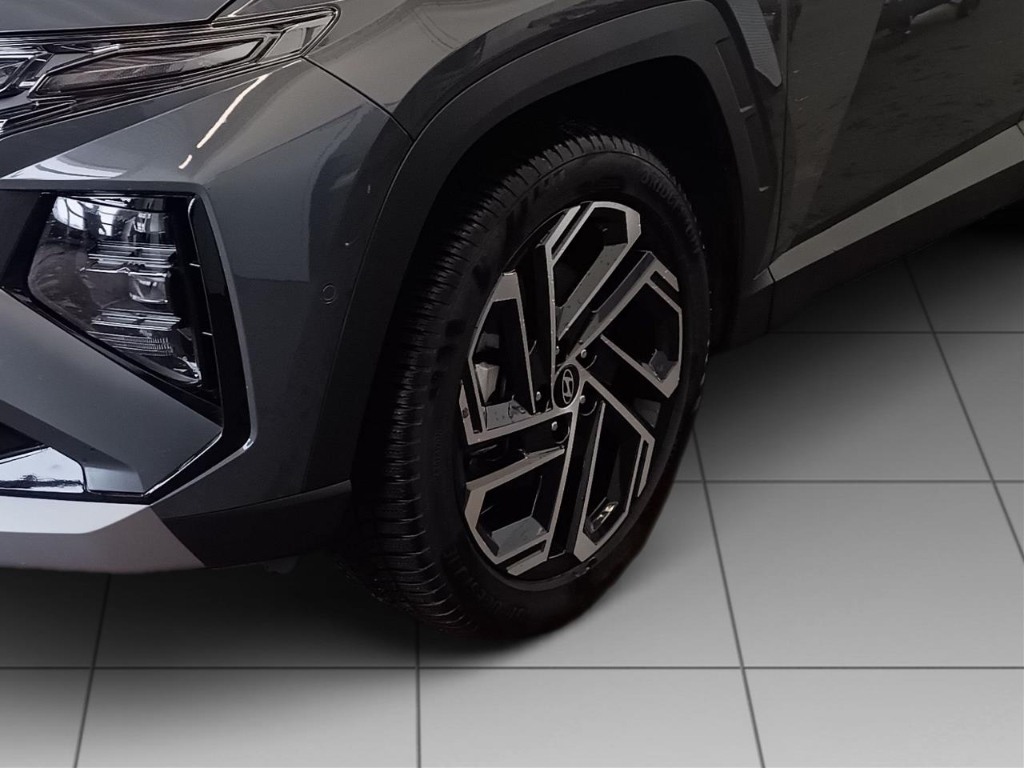 Fahrzeugabbildung Hyundai TUCSON FL PHEV 1.6 AT 4WD MY25 Prime ECS Assist-P MATRIX-LED Leder Digitales Cockpit Soundsystem