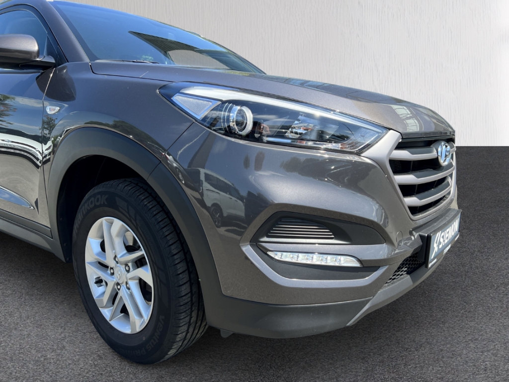 Fahrzeugabbildung Hyundai TUCSON blue 2WD 1.6 GDI AHK Navi SHZ PDC CarPlay