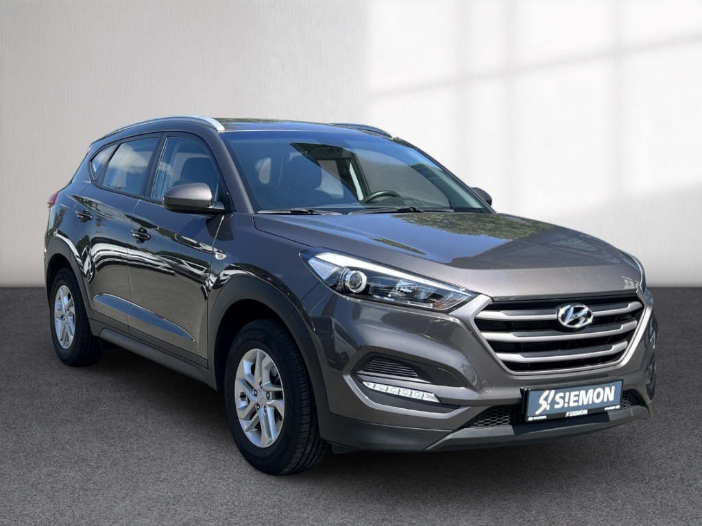 Fahrzeugabbildung Hyundai TUCSON blue 2WD 1.6 GDI AHK Navi SHZ PDC CarPlay