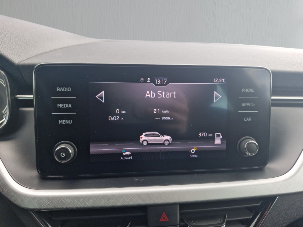 Fahrzeugabbildung SKODA Kamiq 1.0 TSI TOUR Klima SZH PDC LM17 GRA Sunset