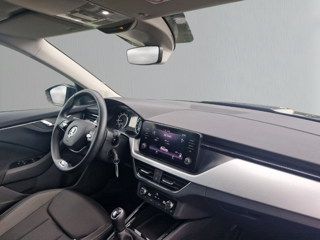 Fahrzeugabbildung SKODA Kamiq 1.0 TSI TOUR Klima SZH PDC LM17 GRA Sunset