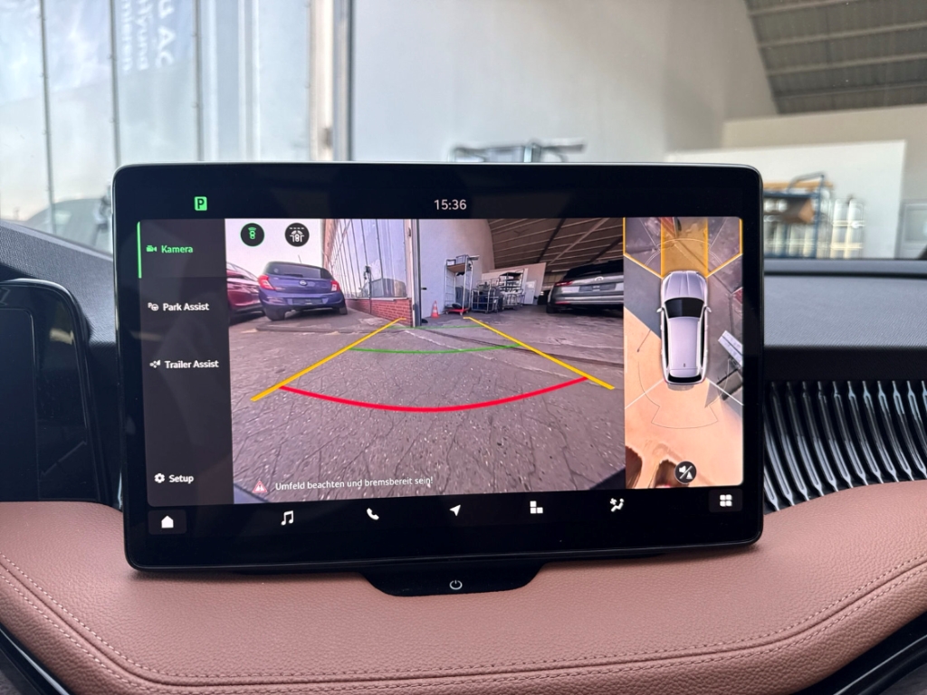 Fahrzeugabbildung SKODA Superb Combi Combi iV DSG L&K AHK ACC HeadUp Kam
