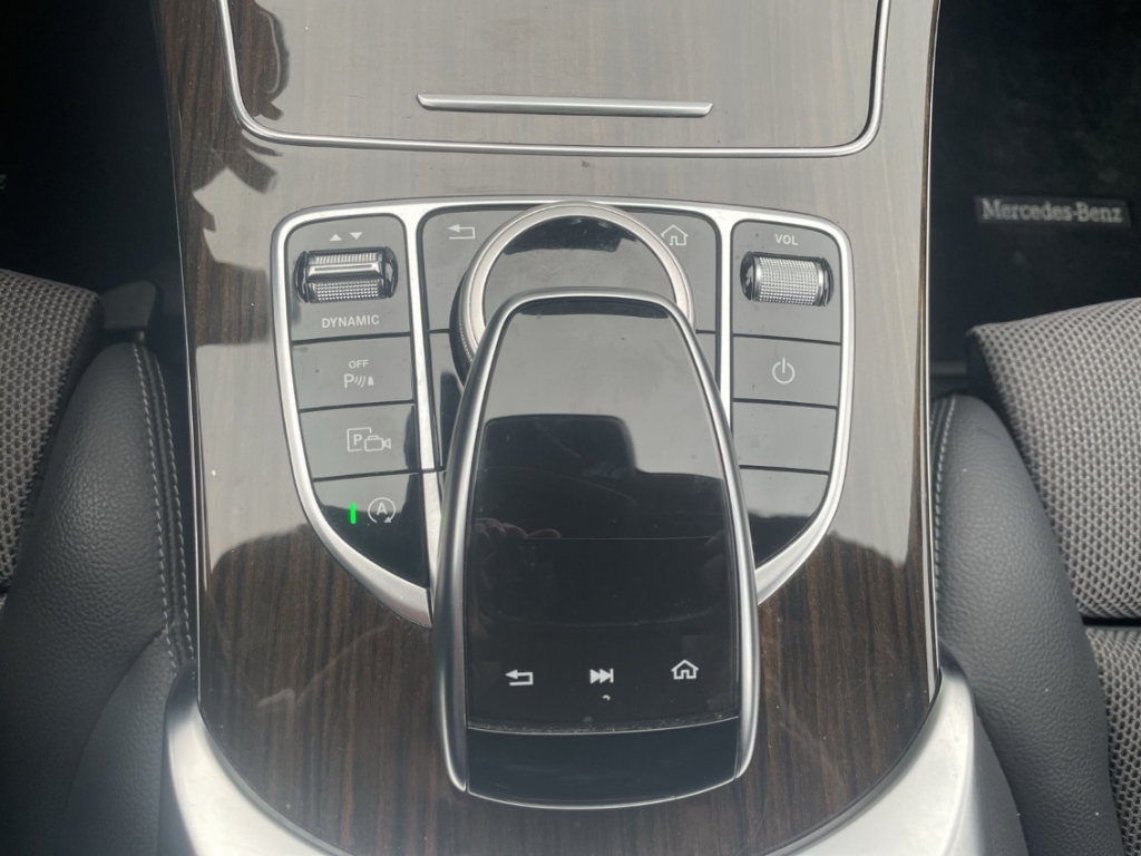 Fahrzeugabbildung Mercedes-Benz C 300 T-Modell Exclusive NAV KLIM SHZ TEMP 9G