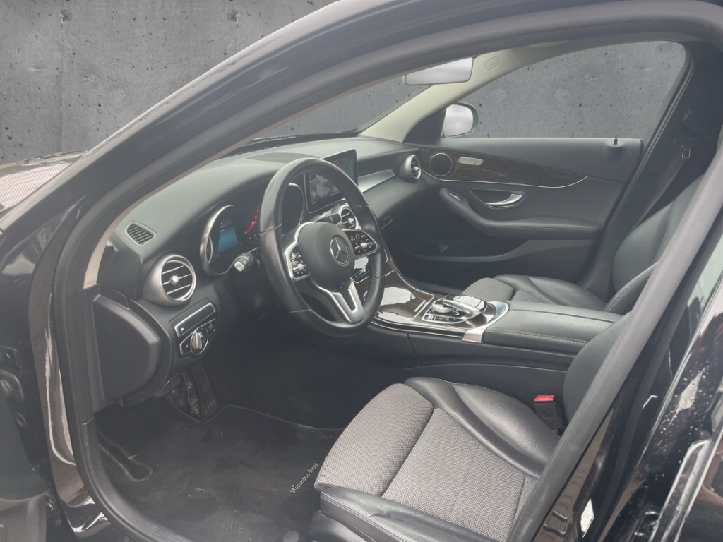Fahrzeugabbildung Mercedes-Benz C 300 T-Modell Exclusive NAV KLIM SHZ TEMP 9G