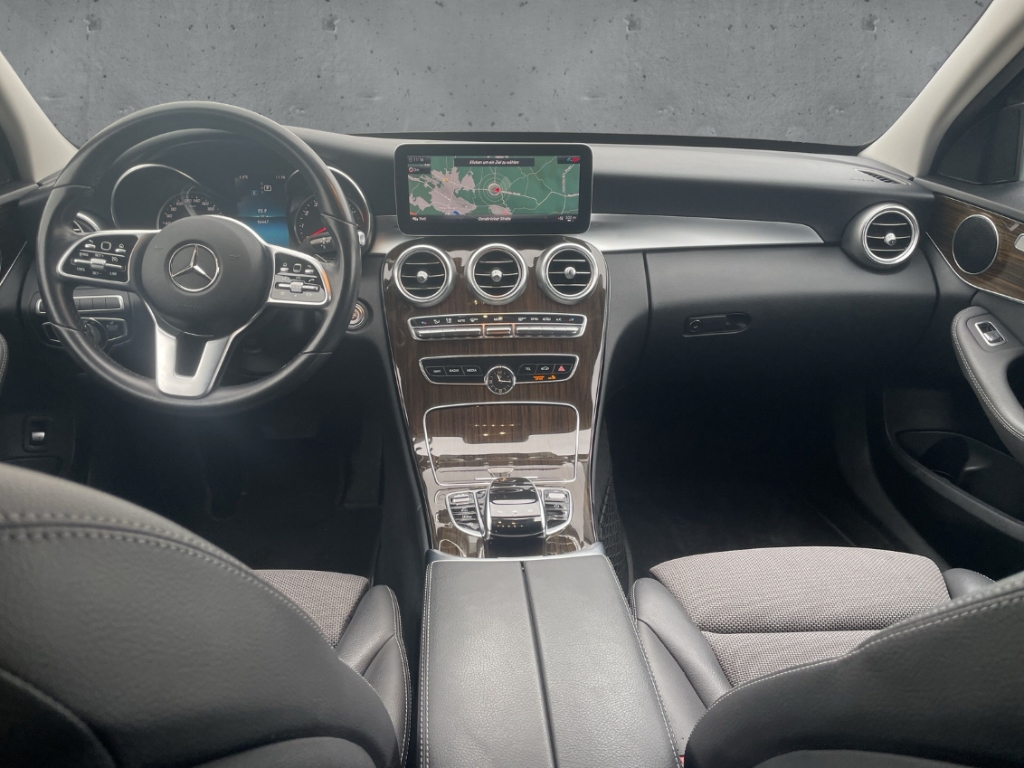 Fahrzeugabbildung Mercedes-Benz C 300 T-Modell Exclusive NAV KLIM SHZ TEMP 9G