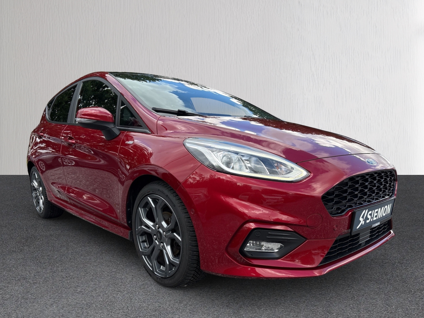 Fahrzeugabbildung Ford Fiesta 1.0 EB ST-Line PANO WinterP PPS ACC