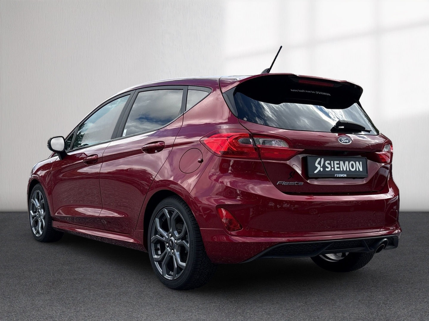 Fahrzeugabbildung Ford Fiesta 1.0 EB ST-Line PANO WinterP PPS ACC