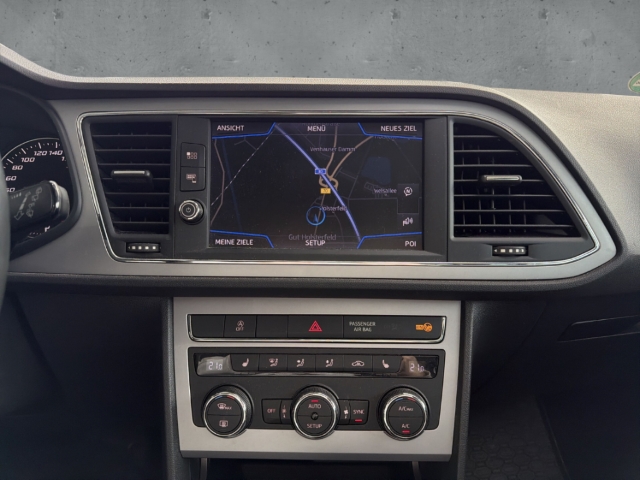 Fahrzeugabbildung SEAT Leon ST 2.0 TDI DSG X-Perience 4Drive AHK LEDER