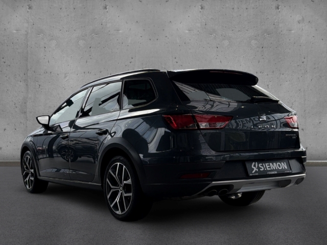 Fahrzeugabbildung SEAT Leon ST 2.0 TDI DSG X-Perience 4Drive AHK LEDER