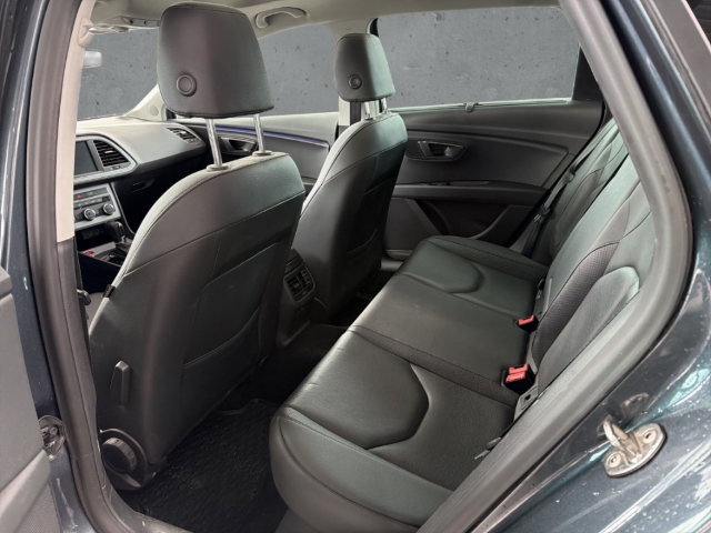 Fahrzeugabbildung SEAT Leon ST 2.0 TDI DSG X-Perience 4Drive AHK LEDER