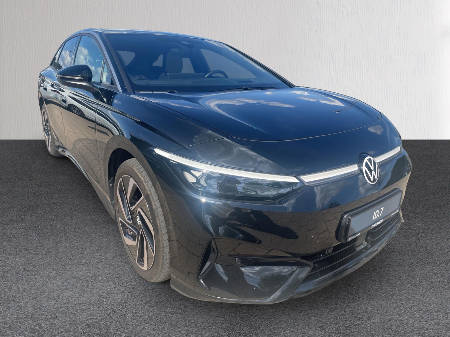 Fahrzeugabbildung Volkswagen ID.7 Pro 210 kW IQ.LIGHT SmartPano 360° belSitz