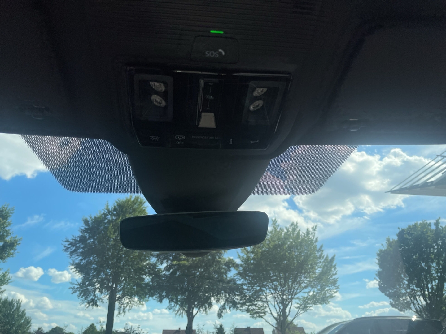 Fahrzeugabbildung Volkswagen ID.7 Pro 210 kW IQ.LIGHT SmartPano 360° belSitz