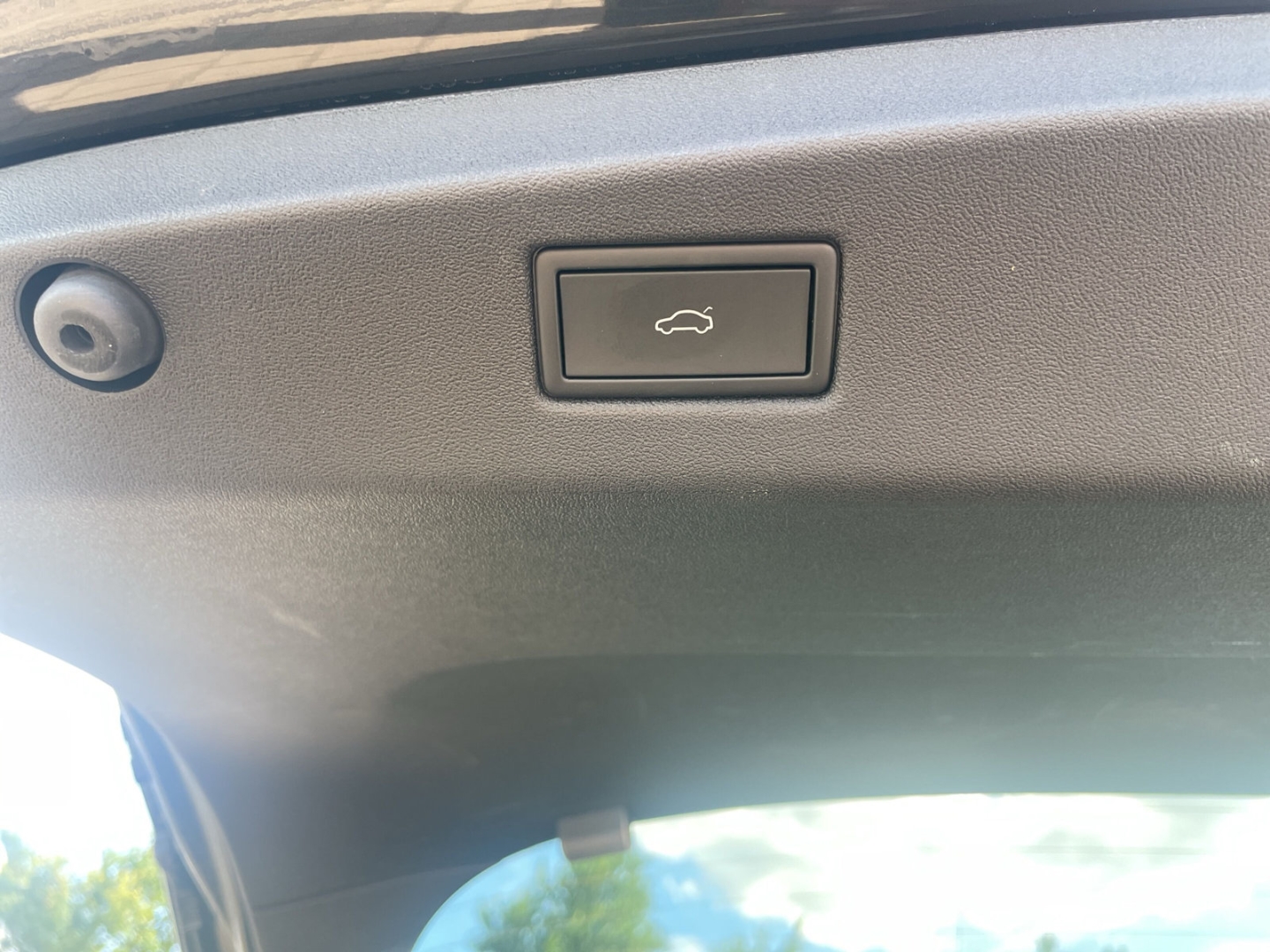 Fahrzeugabbildung Volkswagen ID.7 Pro 210 kW IQ.LIGHT SmartPano 360° belSitz
