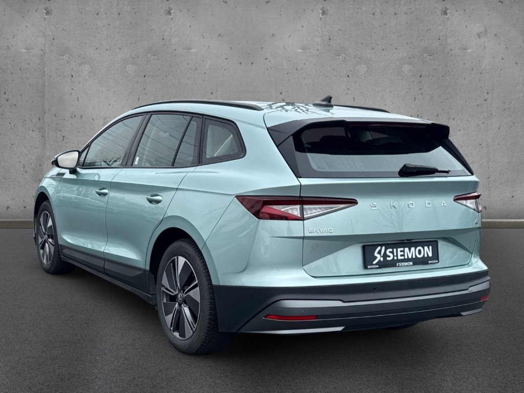 Fahrzeugabbildung SKODA Enyaq iV 60 Loft Nav Tempo PDC Kamera WärmePumpe