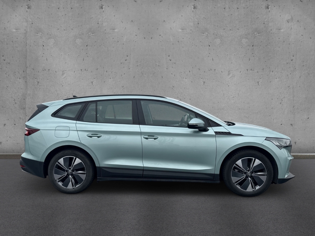 Fahrzeugabbildung SKODA Enyaq iV 60 Loft Nav Tempo PDC Kamera WärmePumpe