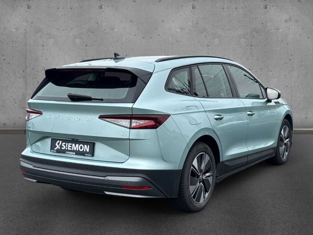 Fahrzeugabbildung SKODA Enyaq iV 60 Loft Nav Tempo PDC Kamera WärmePumpe