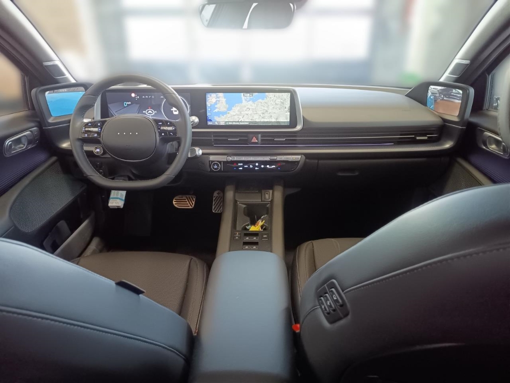 Fahrzeugabbildung Hyundai IONIQ 6 77,4kWh 4WD UNIQ Digi-Spiegel HUD Navi Digitales Cockpit Memory Sitze Soundsystem Bose