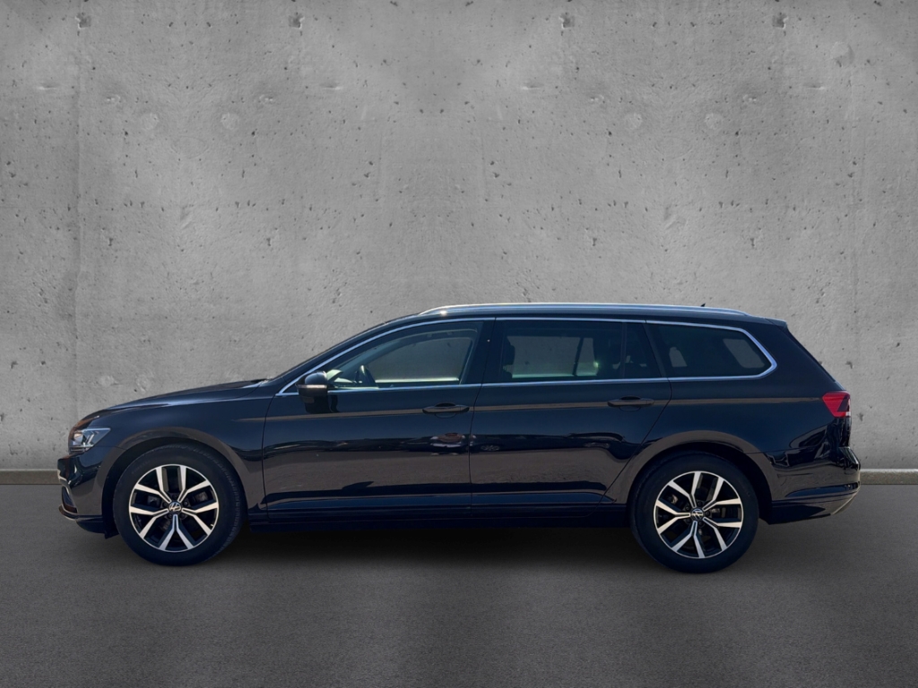 Fahrzeugabbildung Volkswagen Passat Variant TDI 4motion DSG AHK Navi SHZ behFrontscheibe