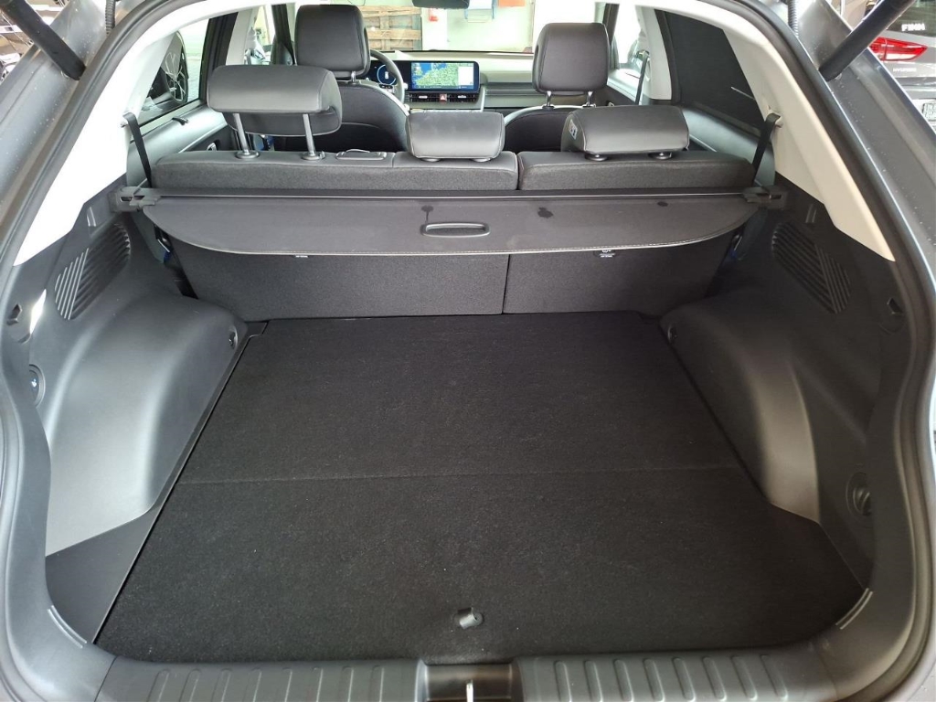 Fahrzeugabbildung Hyundai IONIQ 5 FL 84kWh 2WD MY25 UNIQ Navi Digitales Cockpit Soundsystem Bose Klimasitze