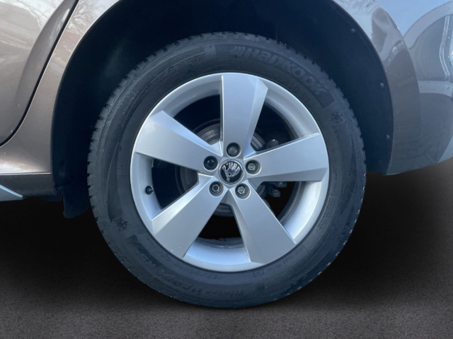 Fahrzeugabbildung SKODA Kamiq Style Scout VIRT LEDER TEMP NAV SHZ BT