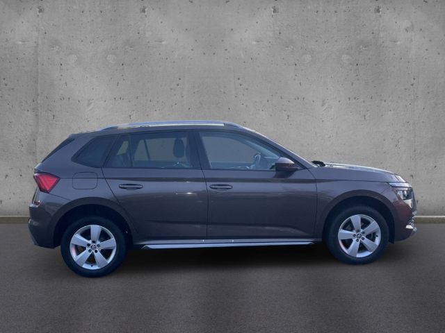Fahrzeugabbildung SKODA Kamiq Style Scout VIRT LEDER TEMP NAV SHZ BT