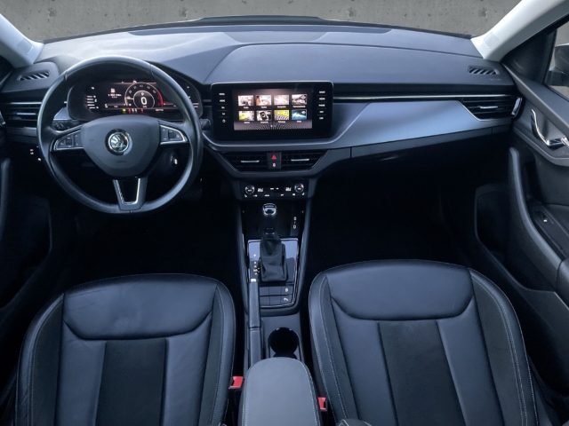 Fahrzeugabbildung SKODA Kamiq Style Scout VIRT LEDER TEMP NAV SHZ BT