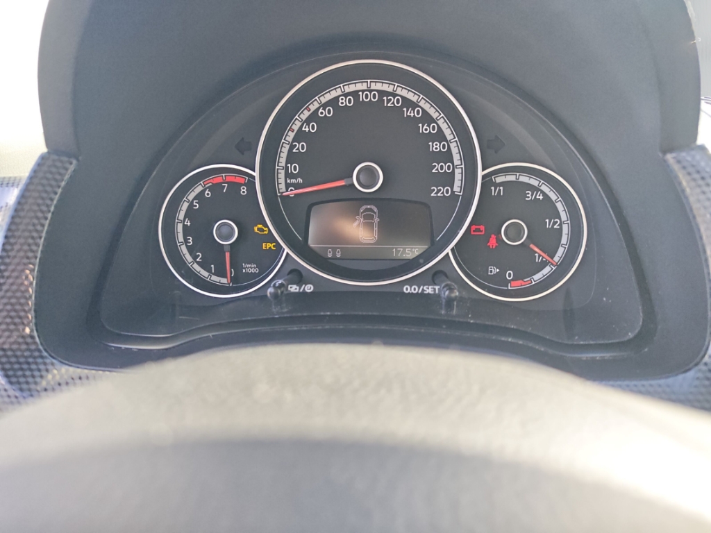 Fahrzeugabbildung Volkswagen up! move 1.0 Temp Tel.-Vorb. PDC Kollisionswarner Notbremsass. Regensensor GA