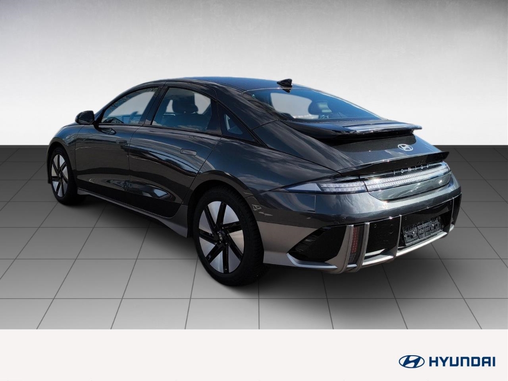 Fahrzeugabbildung Hyundai IONIQ 6 77,4 kWh 2WD DYNAMIQ Navi Digitales Cockpit LED ACC El. Heckklappe Apple CarPlay