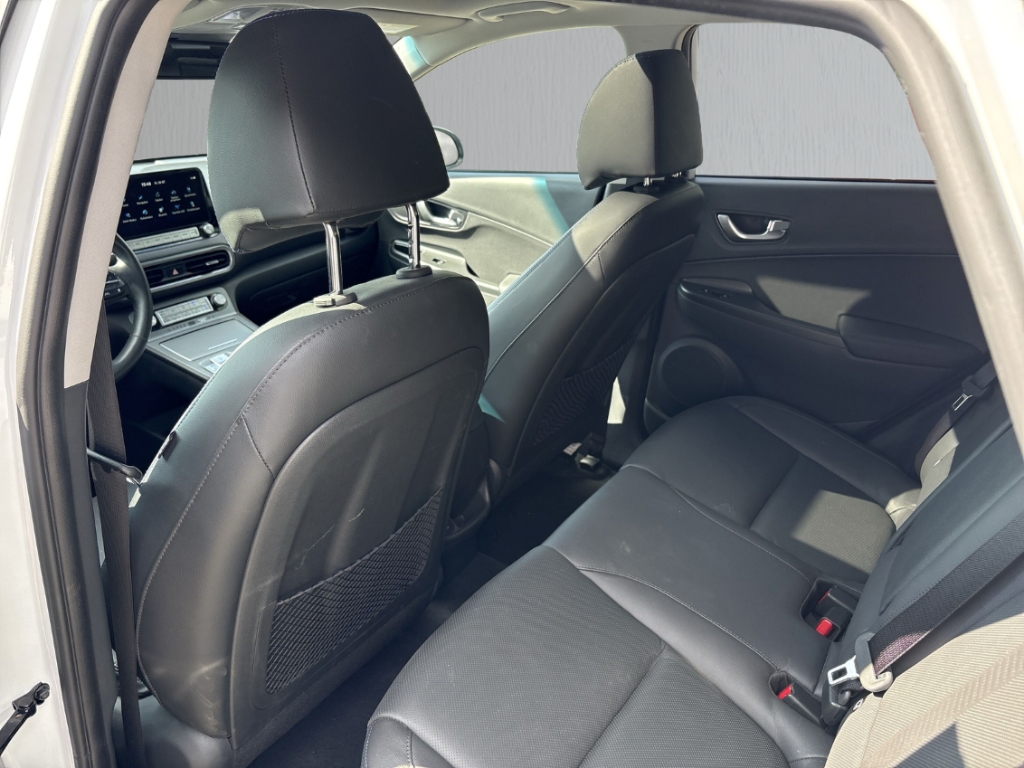 Fahrzeugabbildung Hyundai KONA Elektro Prime 64kWh LED ACC HuD e.Sitze RKam CarPlay SHZ LHZ