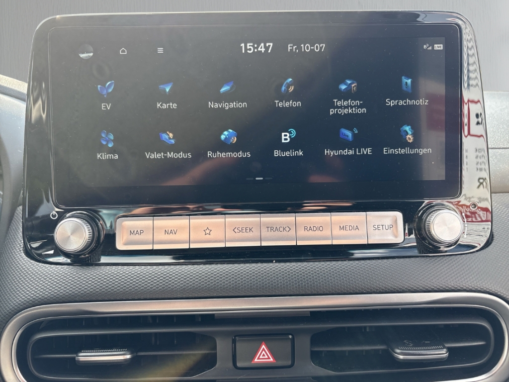 Fahrzeugabbildung Hyundai KONA Elektro Prime 64kWh LED ACC HuD e.Sitze RKam CarPlay SHZ LHZ