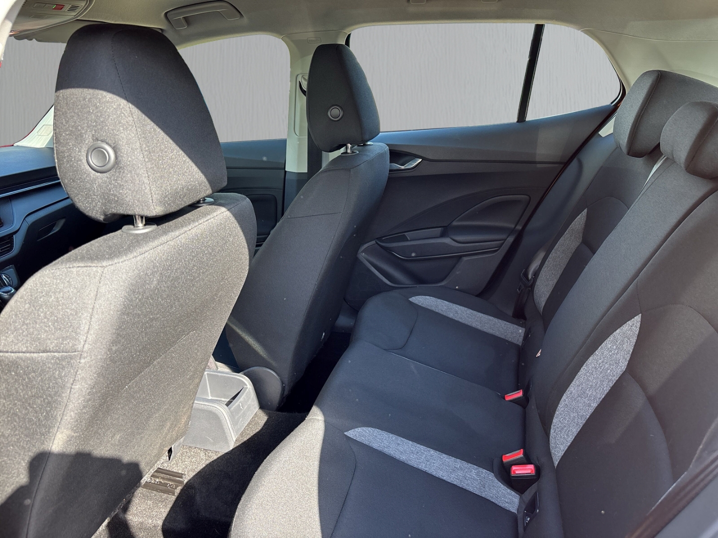 Fahrzeugabbildung SKODA Fabia Active Ambition 1,0 TSI Temp Klima
