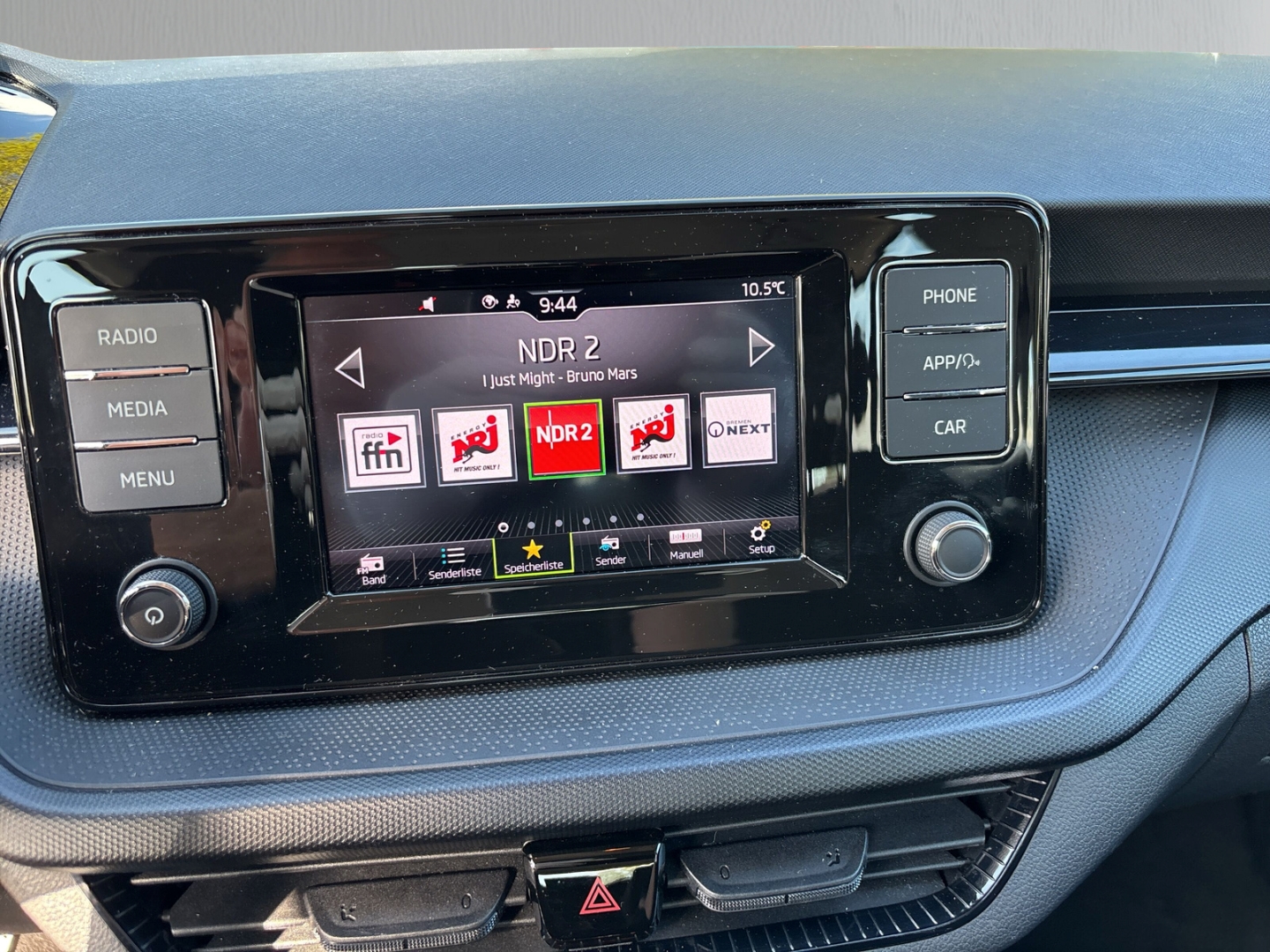 Fahrzeugabbildung SKODA Fabia Active Ambition 1,0 TSI Temp Klima