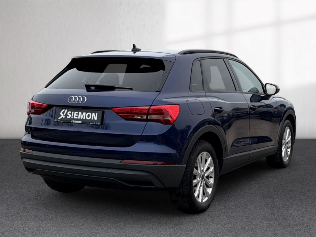 Fahrzeugabbildung Audi Q3 1.5 TFSI Navi R-Kamera SHZ GJR Klima