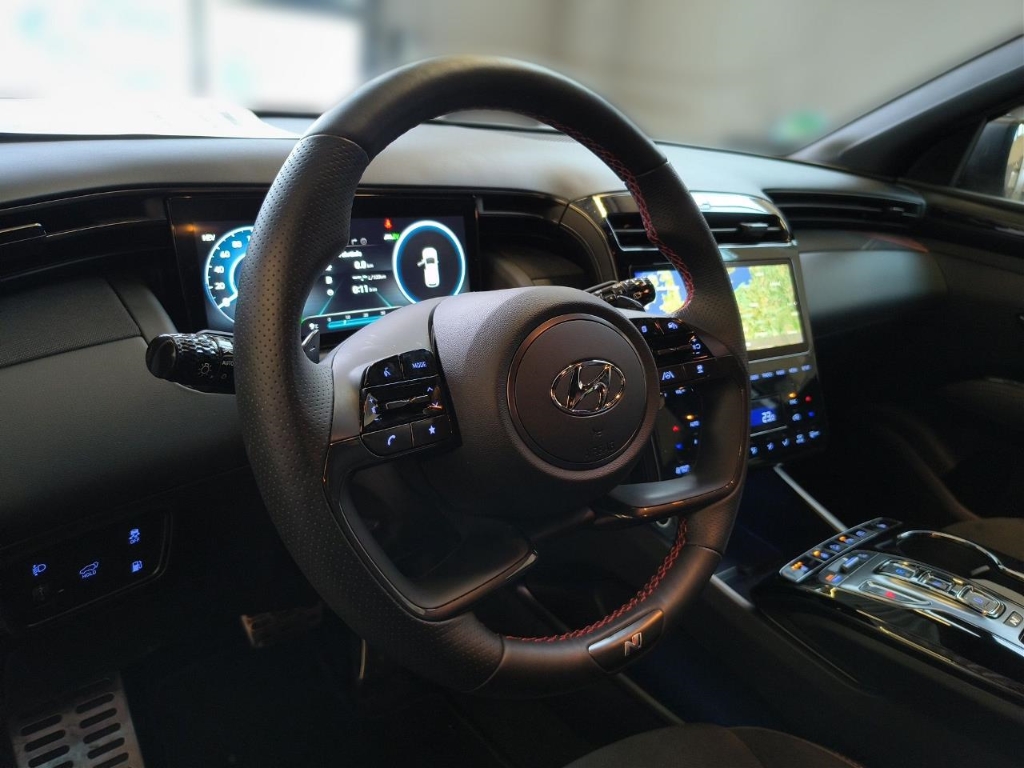 Fahrzeugabbildung Hyundai TUCSON PHEV 1.6 AT 4WD N-LINE Navi Digitales Cockpit Soundsystem LED ACC El. Heckklappe