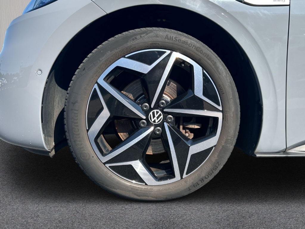 Fahrzeugabbildung Volkswagen ID.3 Pro Performance 58kWh KeyL SHZ LHZ Navi ACC