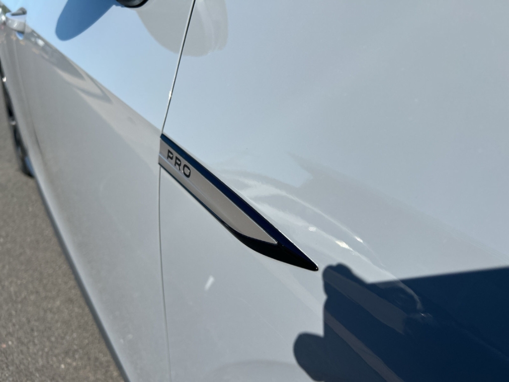 Fahrzeugabbildung Volkswagen ID.3 Pro Performance 58kWh KeyL SHZ LHZ Navi ACC