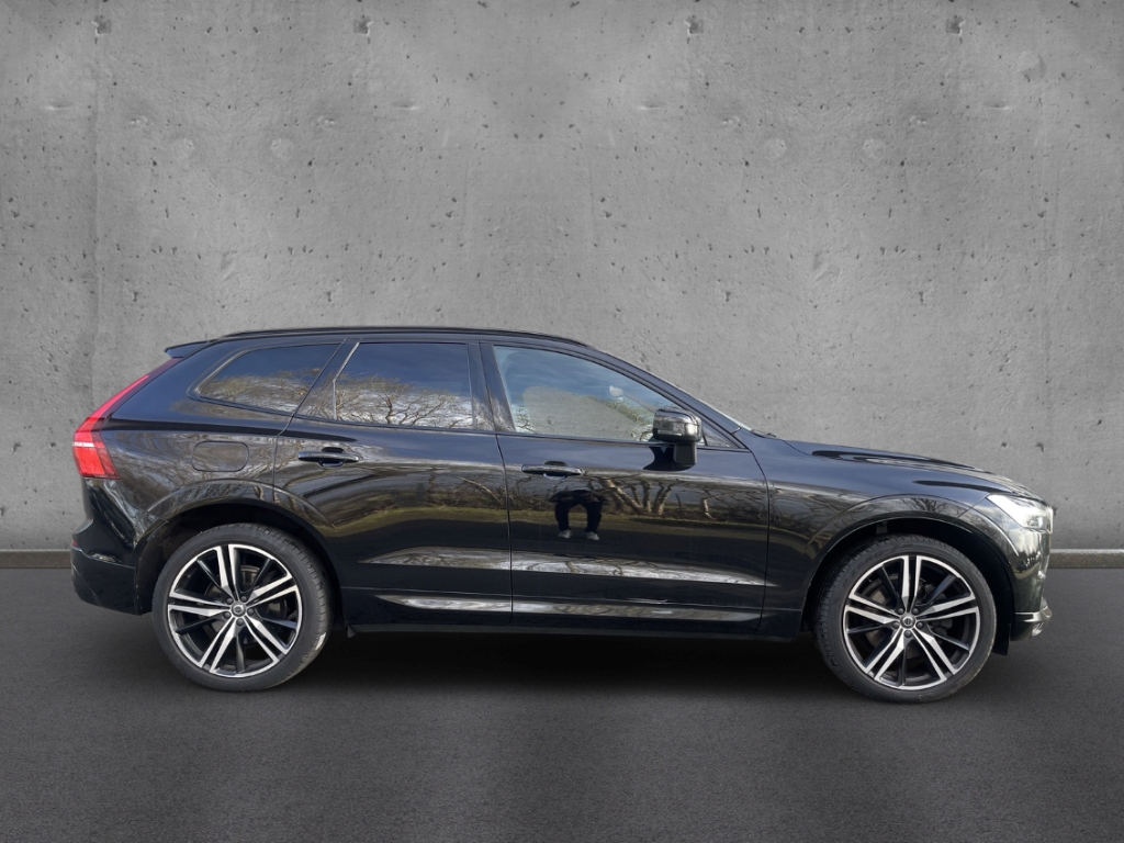 Fahrzeugabbildung Volvo XC60 R Design B5 (Diesel) AWD R-Design H&K AHK LEDER