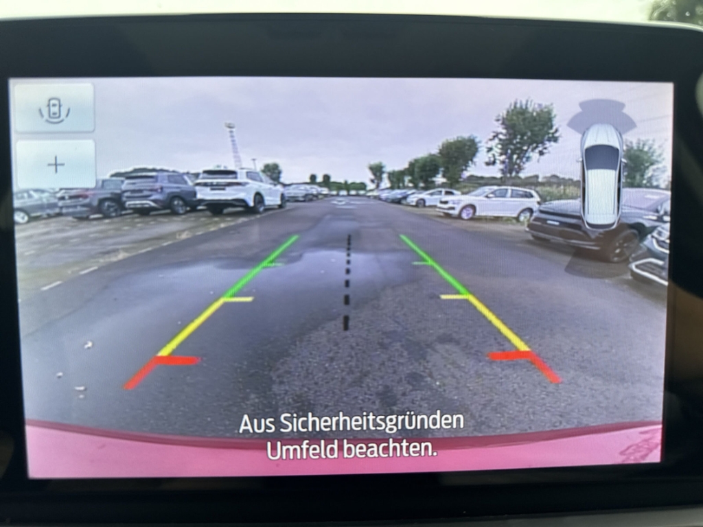 Fahrzeugabbildung Ford Focus Turnier 2.0 SHZ AHK PDCv+h LHZ Temp LED
