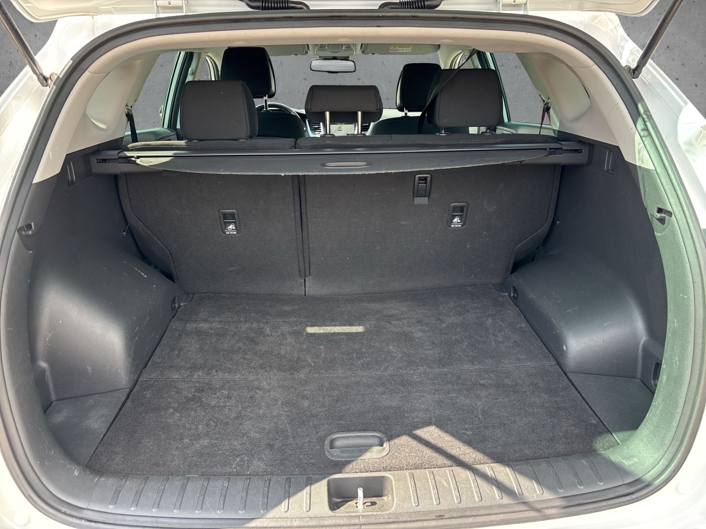 Fahrzeugabbildung Hyundai TUCSON blue 2WD 1.6 T-GDI Classic Navi SHZ PDC GRA