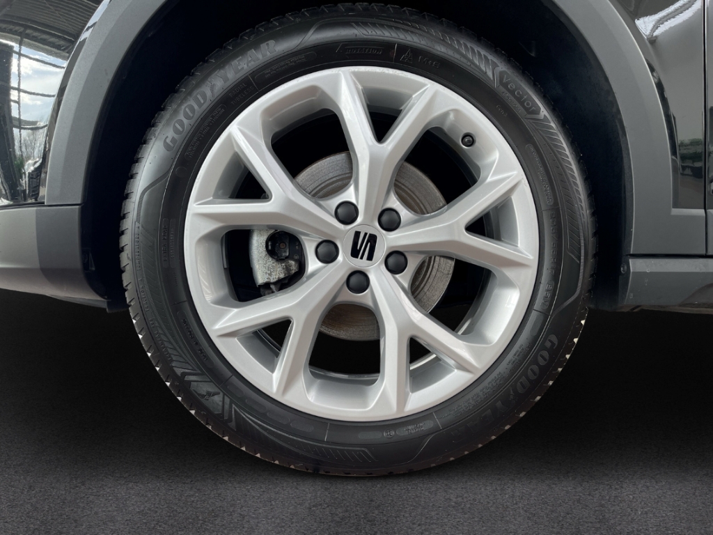 Fahrzeugabbildung SEAT Arona 1.0 TSI FR NAVI LED SHZ Digicockp. PDC Full Link